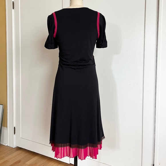 Atelier Yume Dress with Unique Details - Picture 7 of 9